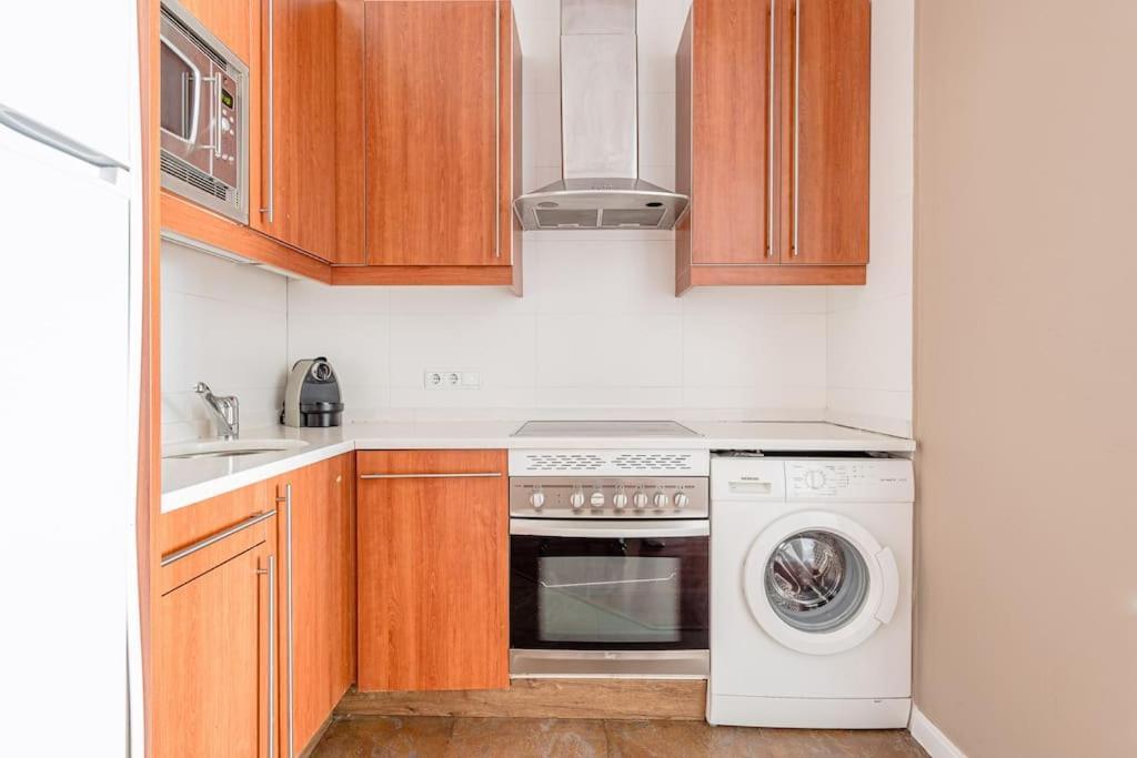 Bright Apartment In Gran Via With Balconies Inf2Iz3 مدريد المظهر الخارجي الصورة